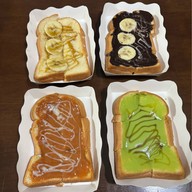 i Brick Cafe & Italian food  ท่าพระ