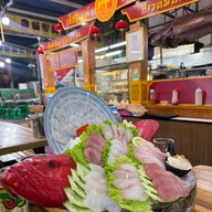 เล็กหงษ์ ข้าวต้มปลา ตลาดพลู