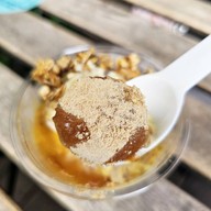 Adam n Eve Froyo The Commons Thonglor (Pop-Up)