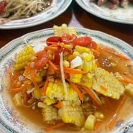 ร้านนิวตุ๊ก สาขา 1 ตรงข้ามโรงเรียนอนุบาลปทุมธานี