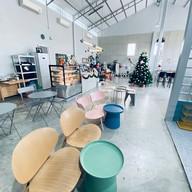 KOBY Specialty coffee and family space -