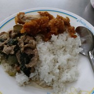 เจ๊ดาว ท่าน้ำราชวงศ์ -