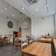 Minami at Ari Minami at Ari