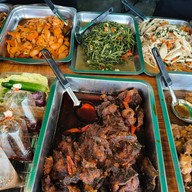 บ้านกับข้าว สาขา ปั้มน้ำมันซัสโก้