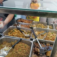 เจ๊ดาว ท่าน้ำราชวงศ์ -