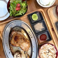 Minami at Ari Minami at Ari