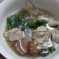 เมนูของร้าน ต้มเลือดหมูปากซอยอรรถกวี