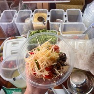 ส้มตำตลาดแตก ตลาดเมืองทองดอนเจดีย์