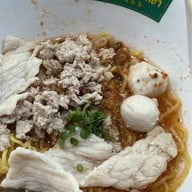 บัวไหลก๋วยเตี๋ยวต้มยำ สาขาหลักเทพรักษ์-วัชรพล