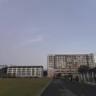 บรรยากาศ สนามฟุตบอล โรงพยาบาลสมเด็จพระปิ่นเกล้า