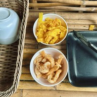 ก๋วยเตี๋ยวเรือเสือลวกเส้น เมืองทองธานี