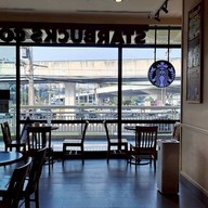 บรรยากาศ Starbucks เซ็นทรัล เชียงใหม่ แอร์พอร์ต