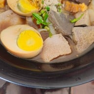 นายตู้ ก๋วยจั๊บจัมโบ้ ตรงข้ามBig C2