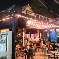 หน้าร้าน Green House Soi.8