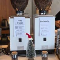 UMI Coffee Matcha & Sweets อูมิ คอฟฟี่ มัทฉะ แอนด์ สวีต.