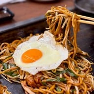 เมนูของร้าน Tsuruhashi Fugetsu ดองกิ ทองหล่อ