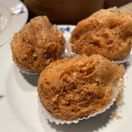 เรือนต้น มณเฑียร สุรวงศ์