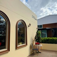 Anacolly Cafe’ & Bistro