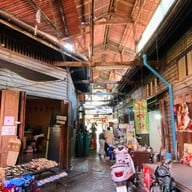 ตลาดบ้านใหม่ 100 ปี