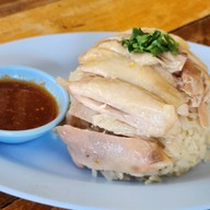 ข้าวมันไก่อ้วนสาย4สาขา2 ตรงข้ามรพ.สิงห์บุรี ข้าวมันไก่อ้วนสาย4สาขา2