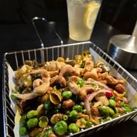 เมนูของร้าน Throwback