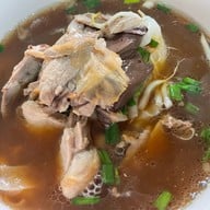 เมนูของร้าน ก๋วยเตี๋ยวเป็ดหม้อ สะพานเหลือง สาขา 1
