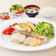 เมนูของร้าน Fuji Japanese Restaurant Central Patong