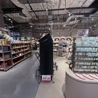 Daiso Standard Products & Threeppy One Bangkok