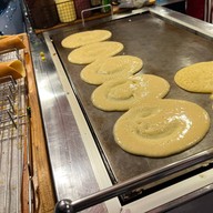 โตเกียว ตาจุ่น (รถฟู้ดทรัค) -