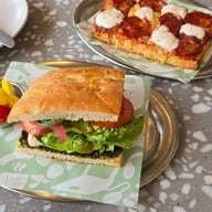 Toby - Lazy Toby นางลิ้นจี่