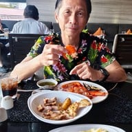 Zeta Cafe โรงแรมฮอลิเดย์อินน์ กรุงเทพฯ