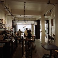 Jeen coffee bar