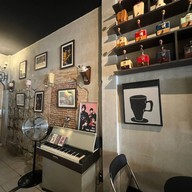 ตู้กาแฟ ถนนรื่นรมย์ ขอนแก่น