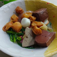 เมนูของร้าน เย็นตาโฟกลับใจ