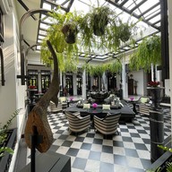 Cafe Cha โรงแรม เดอะ สยาม