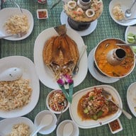 เมนูของร้าน ครัวหัวเกาะ