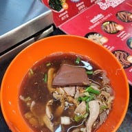 เมนูของร้าน ตั้งซุ่ยเฮงโภชนา ตลาดสดธนบุรี