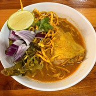 เมนูของร้าน ข้าวซอยคุณยาย