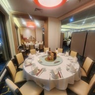 บรรยากาศ Ah Yat Abalone (阿一鮑魚) โรงแรมรามาดาพลาซ่าแม่น้ำริเวอร์ไซด์