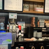 Starbucks โรงพยาบาลราชวิถี