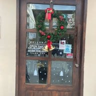 บ้านนม คาเฟ่ สันติธรรม