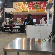 บรรยากาศ เลิศขาหมูxยำไทย เกษตร นวมินทร์