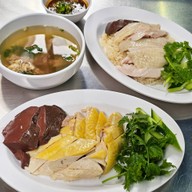 นิดข้าวมันไก่ตอน (ลาดพร้าว 122) นิดข้าวมันไก่ตอน