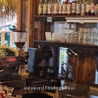 Bloom Cafe And Hostel Lipe