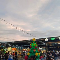 บรรยากาศ ปลื้มสุโก้ย สาขาตลาดกลางลาดสวาย