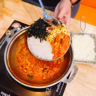 Dookki Korean Topokki  Central Pinklao