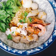 Noodles station by baanmitt