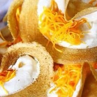 ขนมเบื้องแม่เพลิน 7-11ตลาดบูรพา ข้างฮอนด้า