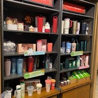 Starbucks แฟชั่นไอส์แลนด์ ชั้น 2