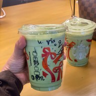 Starbucks แฟชั่นไอส์แลนด์ ชั้น 2